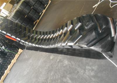 China Black Color Paver Rubber Tracks Customized Size With Less Vibration for sale