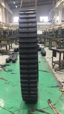 China A trilha da esteira rolante/a borracha de borracha contínuas máquina escavadora do descarregador segue 320×90×52 à venda