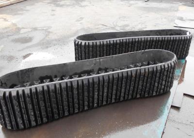 中国 ASV Skid Steer Rubber Crawler 380mm Width 102mm Pitch 販売のため