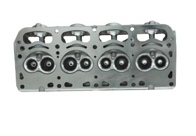 China Tamanho padrão 7K Nissan Engine Cylinder Head do OEM do mercado de acessórios à venda