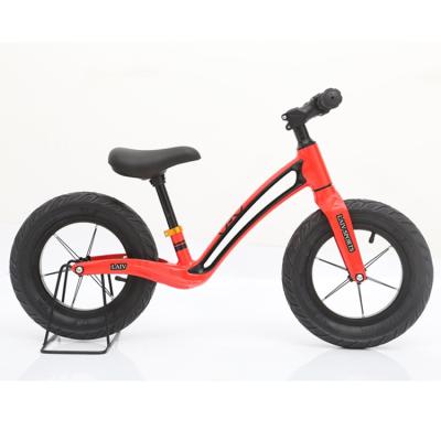 China Baby Gifts 2020 Design Magnesium Alloy Frame Balance Bike for sale