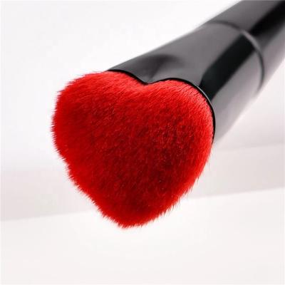 China 2021 Heart Shaped Makeup Brush New Style Base Sweep Heart Shaped Flat Surface Kabuki Makeup Brush for sale