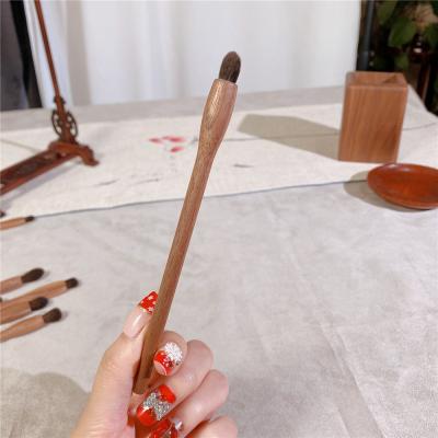 China Smudge Brush #13 Simple Details Pencil Eye Makeup Brush With Luxury Natural Wooden Handle Vegan Synthetic Fiber for sale