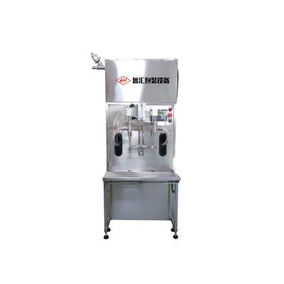 China Small Food Manual Four Heads Water Filler Equipment Beverage Drink Liquid Filling Machine for sale