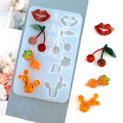 China Viable Popular Crystal Cartoon Epoxy Resin Animal Straw Buckle Crafting DIY Silicone Mold for sale