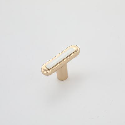 China Modern Design Kitchen Bathroom Safety Quality Hardware Furniture Aluminum Door Handles for sale