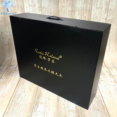 China Black Debossed 450gsm CCNB Corrugated Cardboard Boxes With Handle for sale