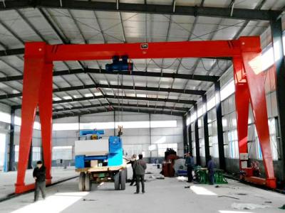 China M4 Electric Crane Winch With 17m Lifting Height For Workshop Electric Hoist With Remote Control for sale