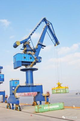 China Customized Steel Gantry Harbour Portal Crane Industrial Terminal Crane On Demand for sale