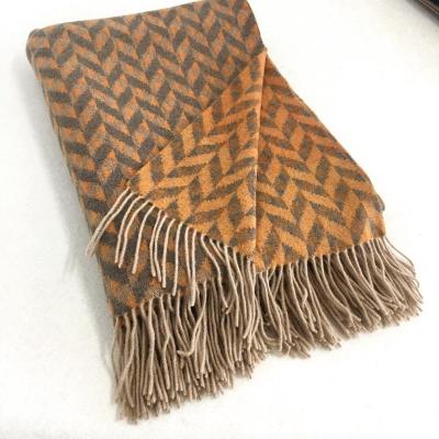 China Plaid Tartan Design Vintage Blanket Brown Winter Woolen Throw for sale