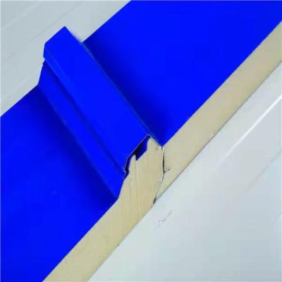 China Os painéis isolados da sala fria de PUR PIR Sandwich Panel 100mm telham o revestimento à venda