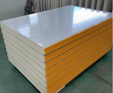 China Isolierte Metall-PIR-Wand-Pu-Panel feuerfeste Polyurethan-Sandwich-Panel Kaltraum-Panels zu verkaufen