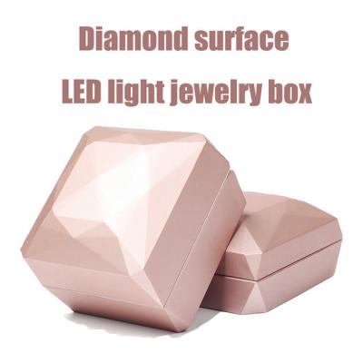 China Customized Spray Paint Box Gift Packaging LED Light Jewelry Box for sale