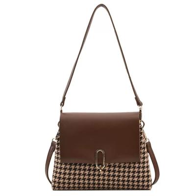 China All-match Guangzhou Factory Small Jelly PU Leather Shoulder Bag Houndstooth Saddle Open Double Shopping Bag for sale