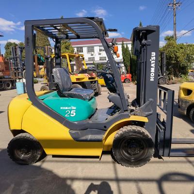 China Excellent quality original Japan used KOMATSU FD2.5 diesel forklift used KOMATSU FD2.5Forklift in good condition 2mÂ ³ for sale