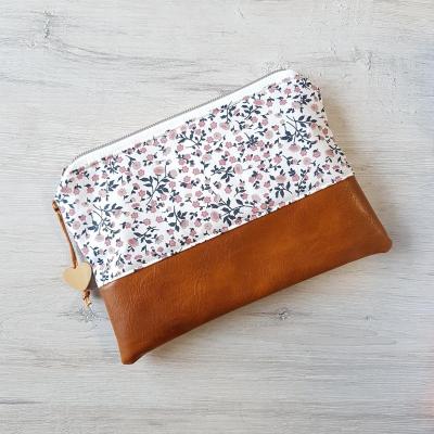 China Fashion cosmetic pomede pouch with floral pattern for sale