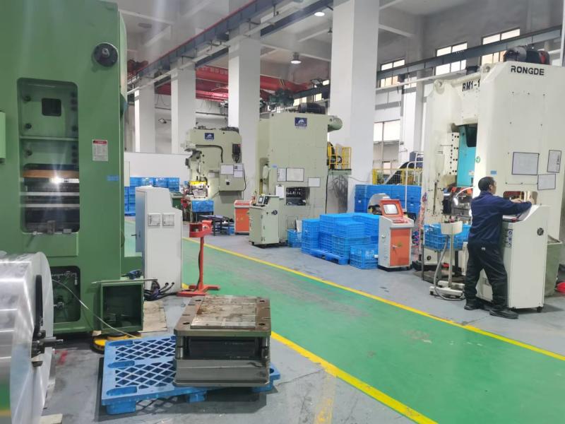 Fornitore cinese verificato - Guangzhou Fuheng Auto Parts Supply Chain Co., Ltd.