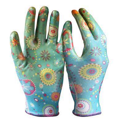 China Waterproof Nylon Polyester 13G Hand Garden Twine Knit Liner Gloves With Nitrile Coated for sale