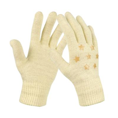 China Carry On Kids Warm Winter Magic Gloves Cycle Skiing Snowboarding Warm Knitted Gloves For Kids for sale