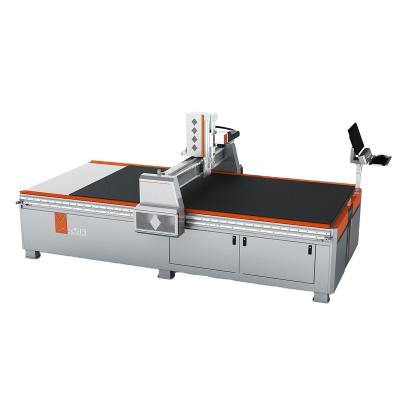 China 1300*2500mm Large Size Deep Fiber Laser Marking Machine For Metal Engraving / 50w 100w Enclosed Laser Marker Machine for sale