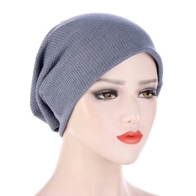 China Popular/Fashion 2020 Winter Hot Sale Women's Muslim Plain Hijab Covers Fashion Grid Baotou Cap Hats Cap 5 Inner Colors Hijab for sale