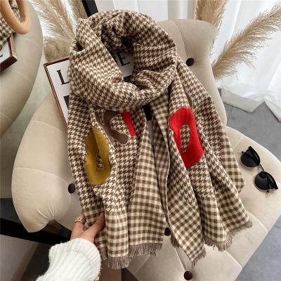 China Cashmere scarf for thousands of women rectangular autumn and winter Korean warm scarf tassel bird plaid cashmere scarf new for sale