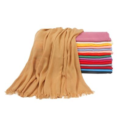 China High quality soft everyday life pashmina hijab scarf maxi wraps fringed plain solid shawl polyester hijab scarf for sale