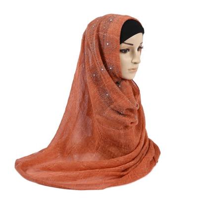 China Lady Diamond Malaysia Headscarf Muslim Cotton Polyester Scarf Hijab Rhinestone Canvas Sequins Fashion Long Scarves Arab Women Turban 2020 for sale