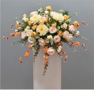 中国 偽のランヌクルス シルク花の花束 OEM 販売のため