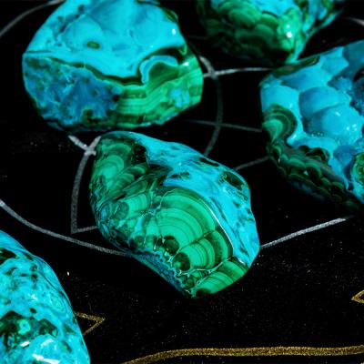 China China Crystal Quartz Raw Malachite Polish Natural Stones Healing For Fengshui Decoration for sale