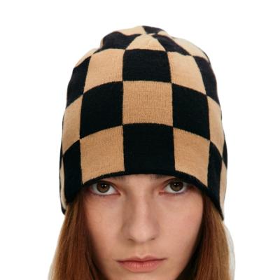 China Winter Women COMMON Short Thermal Wool Pom Pom Knitted Slouch Ski Logo Beanie Hat for sale