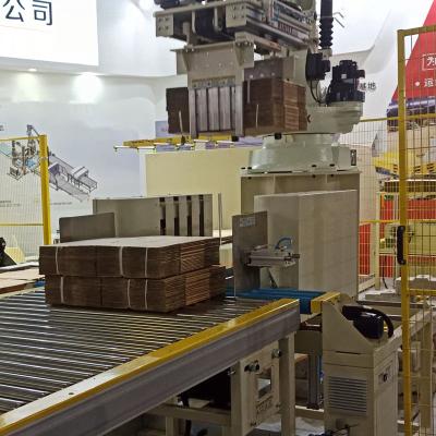 China Food Robot Palletizing Match With Corrugated Cardboard Packaging Production Line for sale