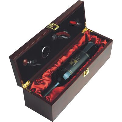 China Single Bottle Handmade Wholesale Gift Box Wooden Wine Box Include Accessories Direct Luxury Wine Gift Box for sale