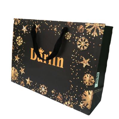 China High Quality Clothes Gift Biodegradable Luxury Paper Handbag Packaging Box For Supermarket And Department Store for sale