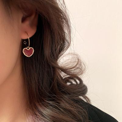 China Fashionable Wholesale Korean Hoop Earrings Heart Red Circle Earings For Women 2021 for sale