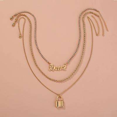 China Fashion Necklace 2021 Queen Necklace Alphabet Necklace FASHION Hot Selling Trendy Letter for sale