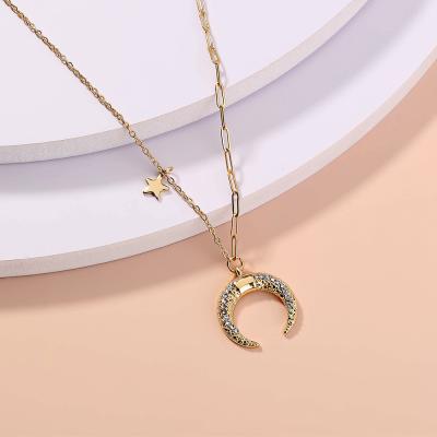 China FASHIONABLE Made in China Gold Moon Necklace Half Moon and Star Necklace Moon Pendant Necklace for sale