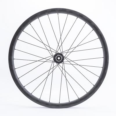 China Mountain bikes grade competitive MTB anvil bicycle wheelset 31mm wide 30mm Novatec deep tubeless ready carbon wheels 6 bolts for sale