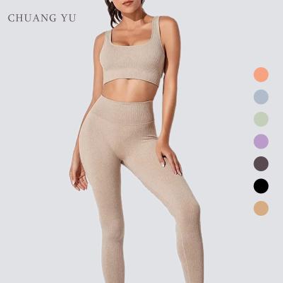 China New 2022 Summer Breathable Women ChuangYu Running Sport Wear Solid Yoga Clothes Ladies 2 Piece Set Fitness for sale