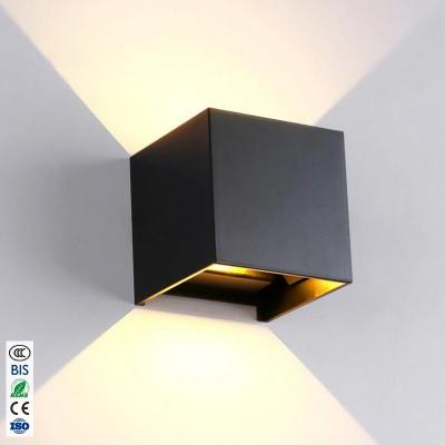 China Modern Newcomer Decorate Hotel Contemporary Acrylic Led Wall Lamp Indoor Reading Bedroom Headboard Led Wall Light for sale