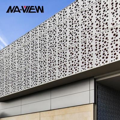 Chine Panneaux de mur 1.1mm décoratifs de la façade 25*100mm à vendre