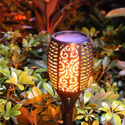 China Garden New Item Torch Lights Realistic Dancing Flames ABS IP65 Waterproof Outdoor 18W Lawn Led Solar Garden Light for sale