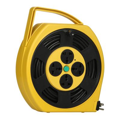 China Small Residential/Multipurpose Industrial Electric Mobile Retractable Cable Reel 4 Outlet UK BS Brtiash Cable Reel 25m 30m 40m 50m for sale