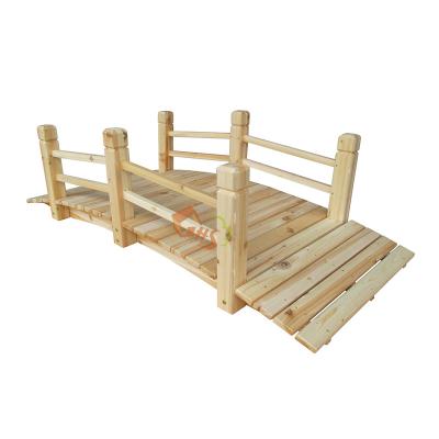 China Wholesale Walkway Outdoor Wooden Decorative Garden Pond Backyard Cedar Arch Easily Assembled Solid Wood Bridge for sale