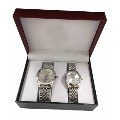 China Custom High Quality Water Resistant Men Women Wristwatches Lover Stainless Steel Quartz Couples Watch Set For Valentine Day for sale