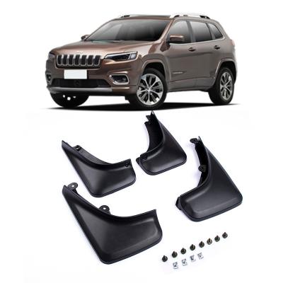 China Fender Mud Flaps RStype Car Mud Flaps Shock Absorber Mud Flaps FOR Jeep Cherokee 2014-2018 Soft Rubber Material Nondestructive Installation for sale