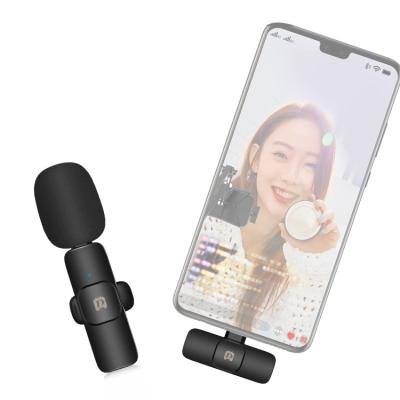 China Lavalier Microphone PULUZ Lapel Lavalier Noise Reduction Reverb Wireless Microphone for Type-C and USB-C Device with Phone Charging for sale