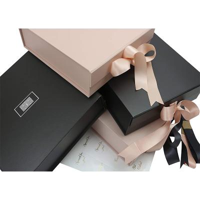 China Hot Sale Recyclable Gift Boxes With Magnetic Lid Gift Box Packaging With High Quality Paper Box for sale