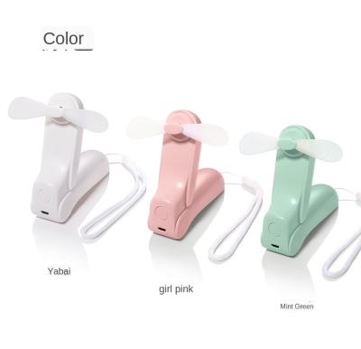 China Hotel light weight and small body design 270 degree mini technology usb common folding portable fan for sale