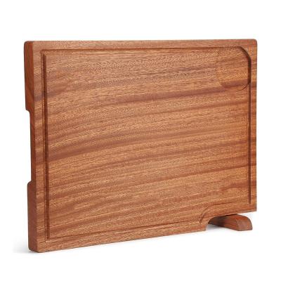 China Sustainable Wooden Cutting Board Meat Tray Cheese And Vegetables Cutting Board With Handle for sale